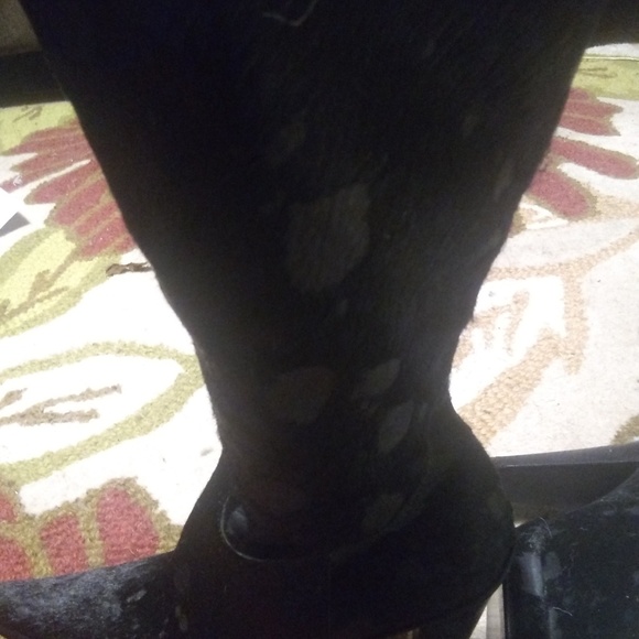 Boots - Picture 3 of 3